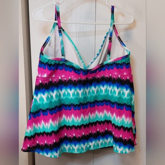 Catalina Colorful Tankini Top Size 2X Summer Swimwear Resort Beach Swimsuit Boho - Picture 3 of 9